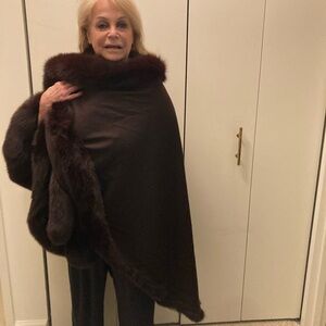 Brown Authentic Fox Fur Trimmed Wool Cape (new)